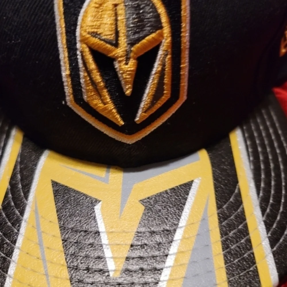 NEW ERA 9FIFTY Vegas Golden Knights NHL Snapback OSFA Authentic Logo Bill